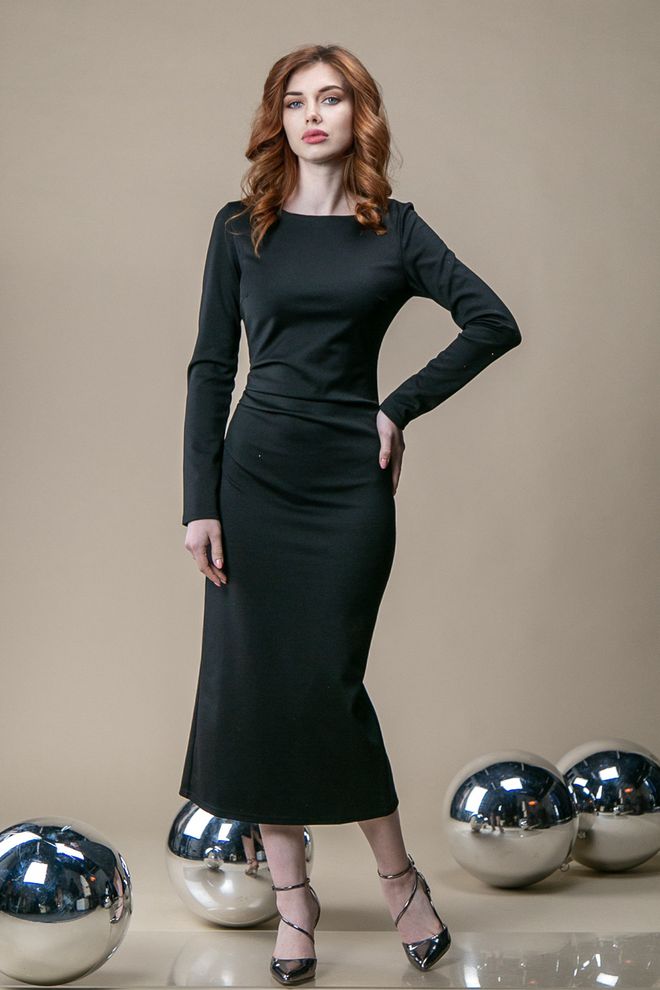 Платье футляр с разрезом (черный)