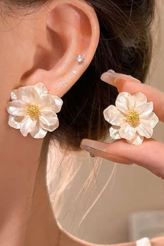 Сережки квітка камелія (білий+золото) — 2