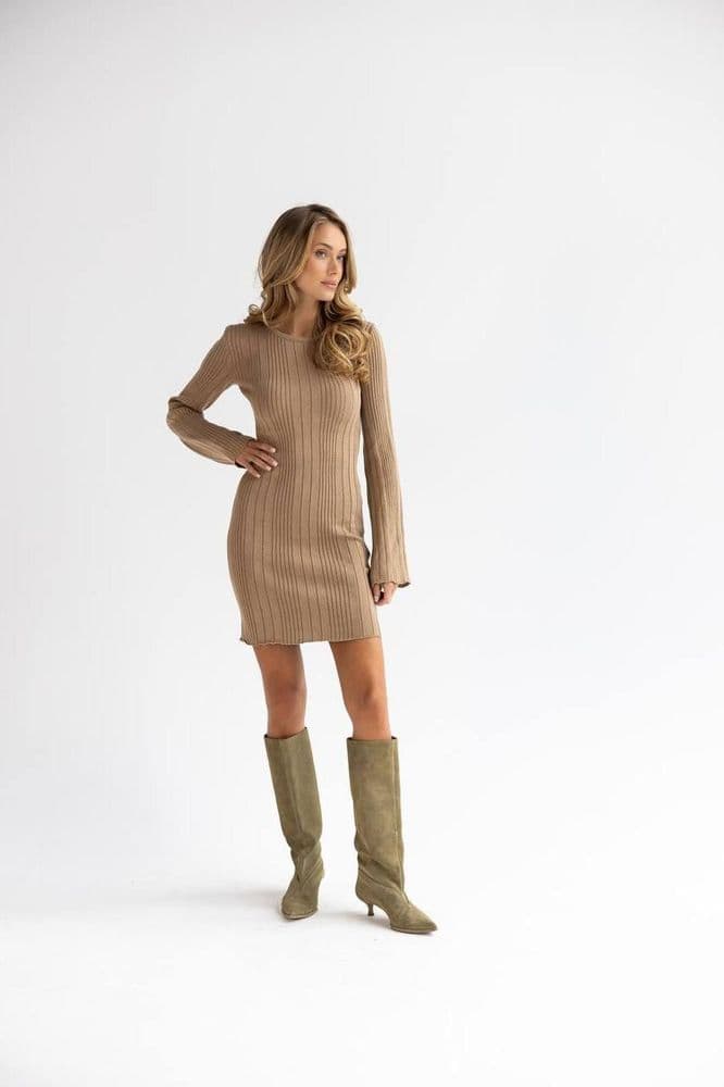 Плаття міні трикотажне в рубчик ONE SIZE (кемел) — 6