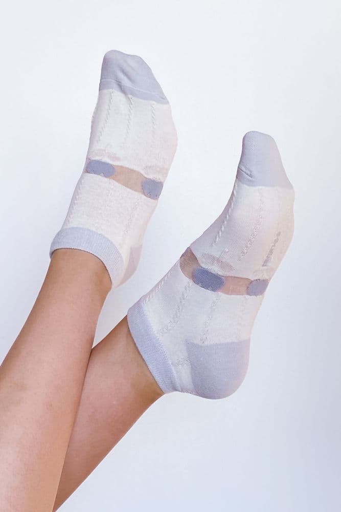 Носки короткие коттон рисунок тюльпан 36-41 (молочный+серый) — 2