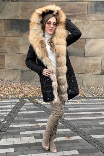 Парка из плащевки с отделкой лисой Любава