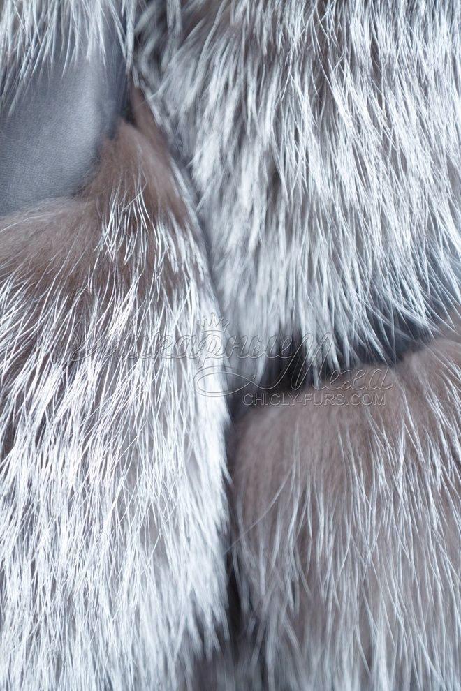 Полушубок из меха чернобурки Бонита