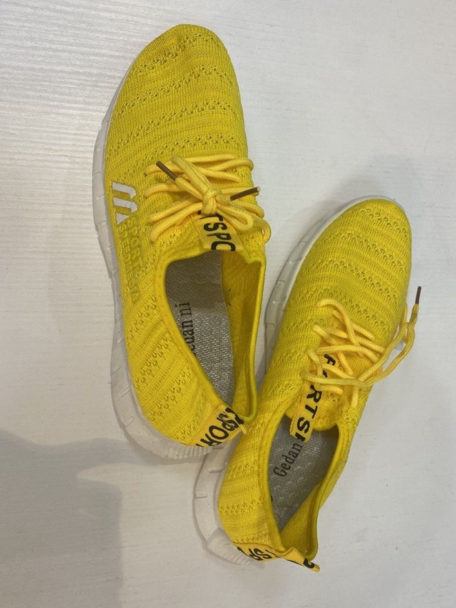 Кроссовки на шнуровке 213221 (желтые)