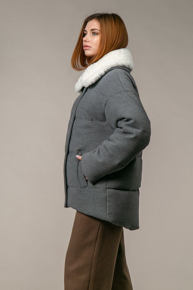 Куртка зимняя с меховым воротником (серый)