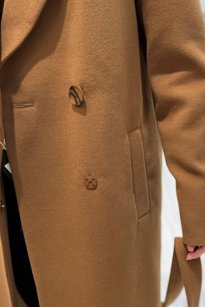 Шоколадное зимнее женское пальто-халат из кашемира