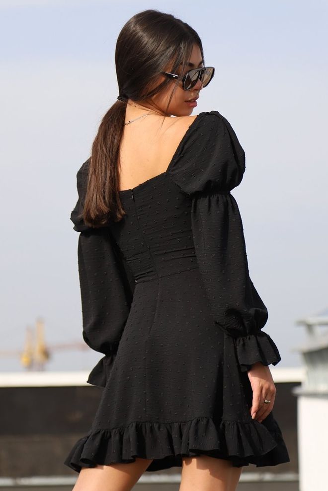 Платье мини с квадратным вырезом (черный)