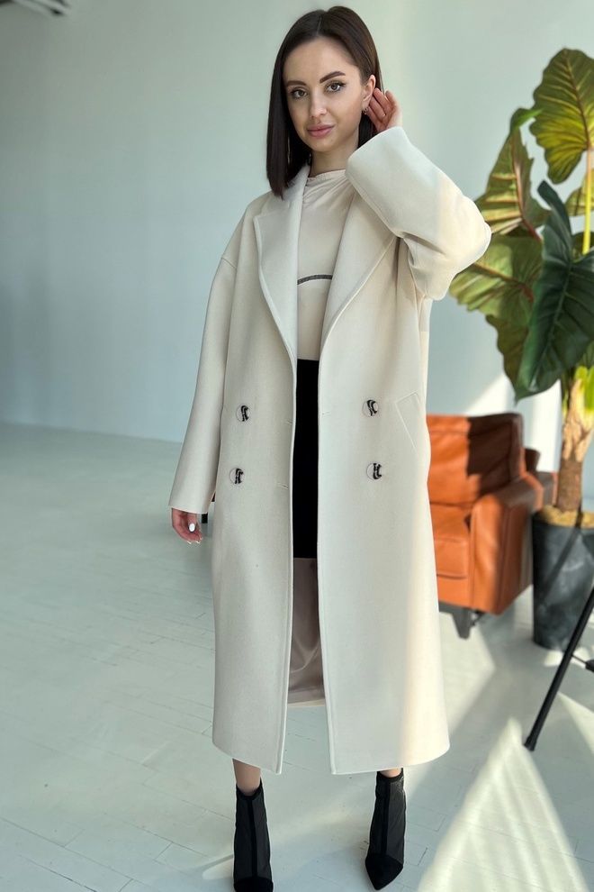 Пальто з шерстяної тканини C98 (молоко)