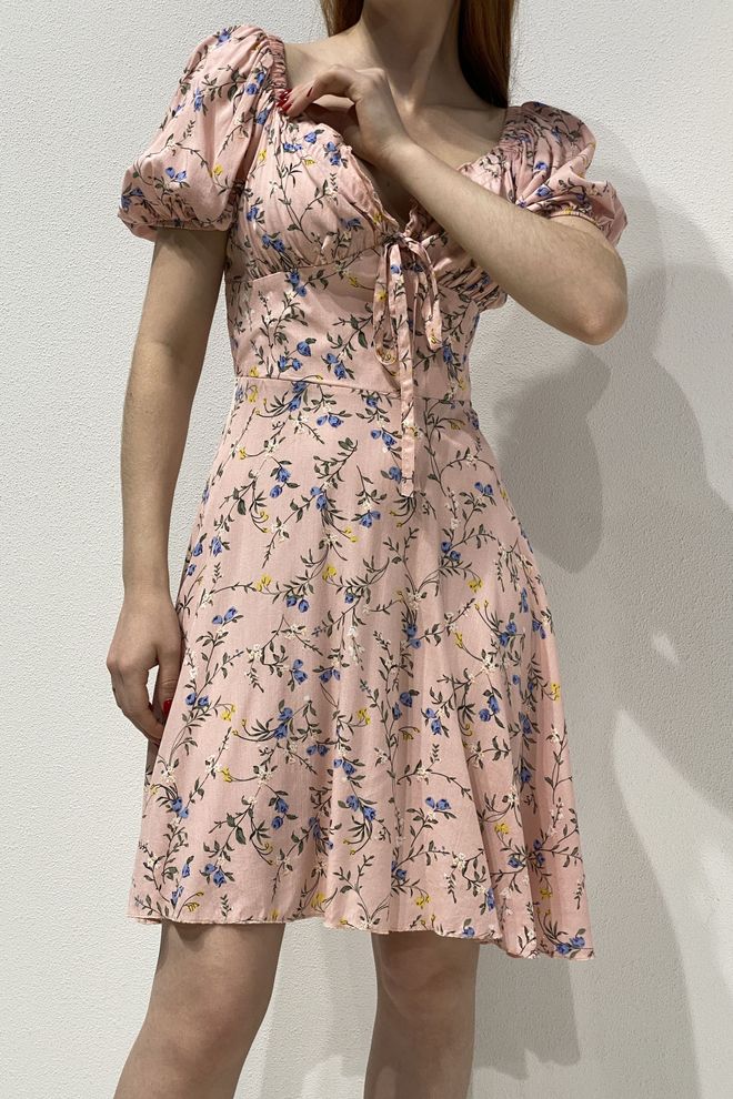 Платье мини с затяжкой на груди (розовое)