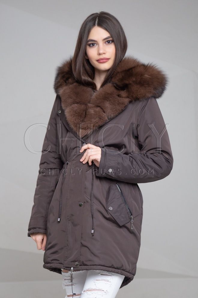Парка из плащевки с отделкой песцом Барби