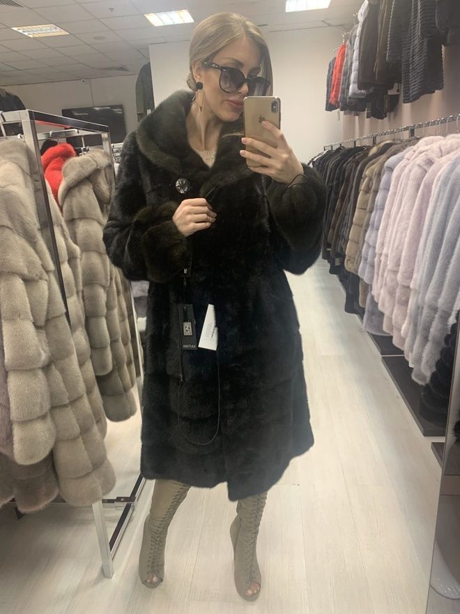 Шуба из меха норки Браши