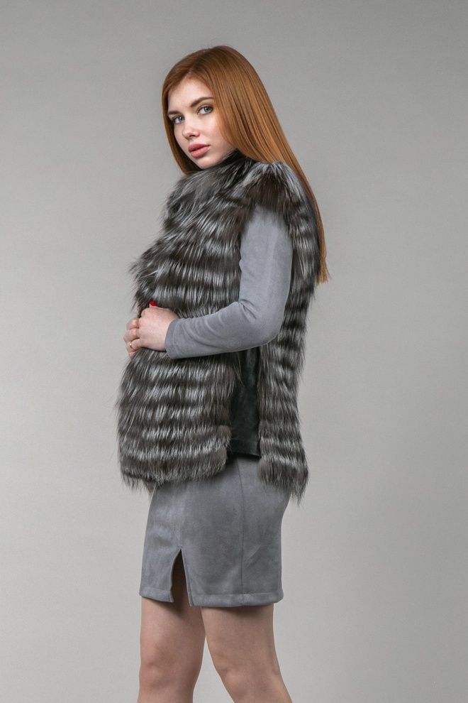 Жилетка и хутра чорнобурки Васса (сірий)