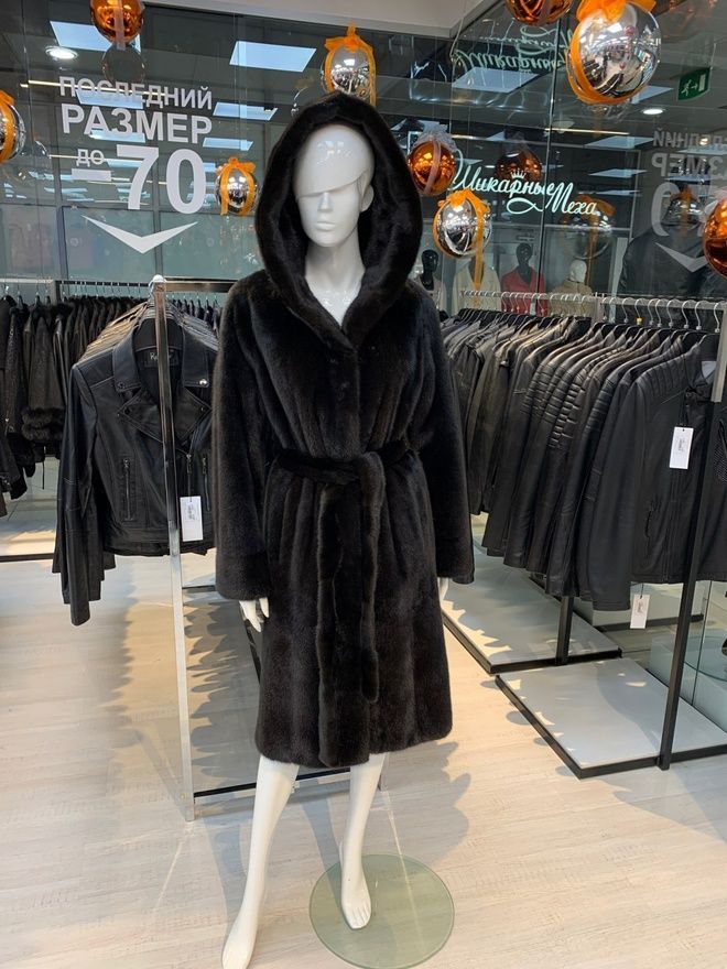 Шуба из меха канадской норки Калиста (блэкглама)