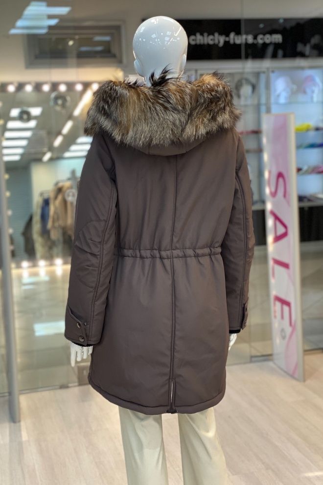 Парка из плащевки с опушкой енот (коричневый) Парка из плащевки с опушкой енот (коричневый)