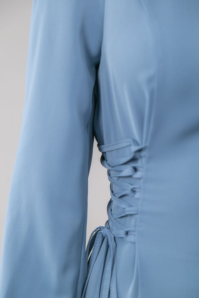 Платье миди со шнуровками (голубой)