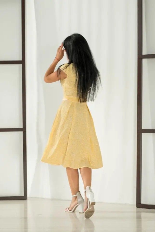 Платье-сарафан миди (желтый)